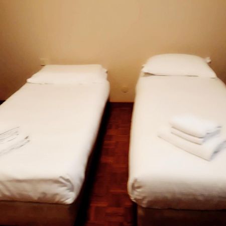 Appartamento Basic Zona Lago Lecco Luaran gambar